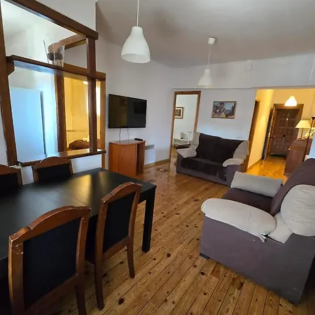 Spacious In Mountain View 150 Sqm
