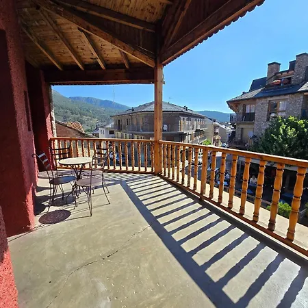 Spacious In Mountain View 150 Sqm Apartment