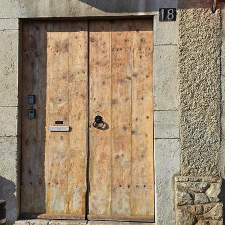 Apartment Spacious In Mountain View 150 Sqm