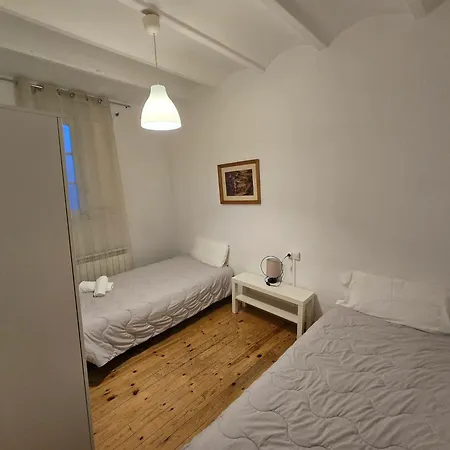 Spacious In Mountain View 150 Sqm